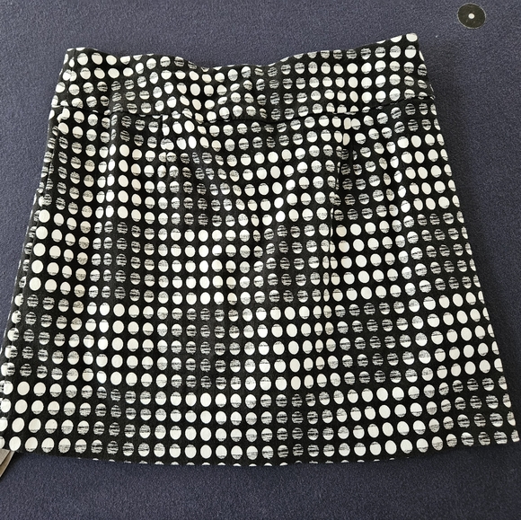 Skirts (2) with built in shorts - Picture 6 of 10